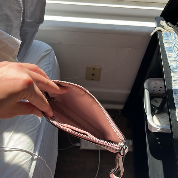 COACH wrist wallet - Picture 5 of 8